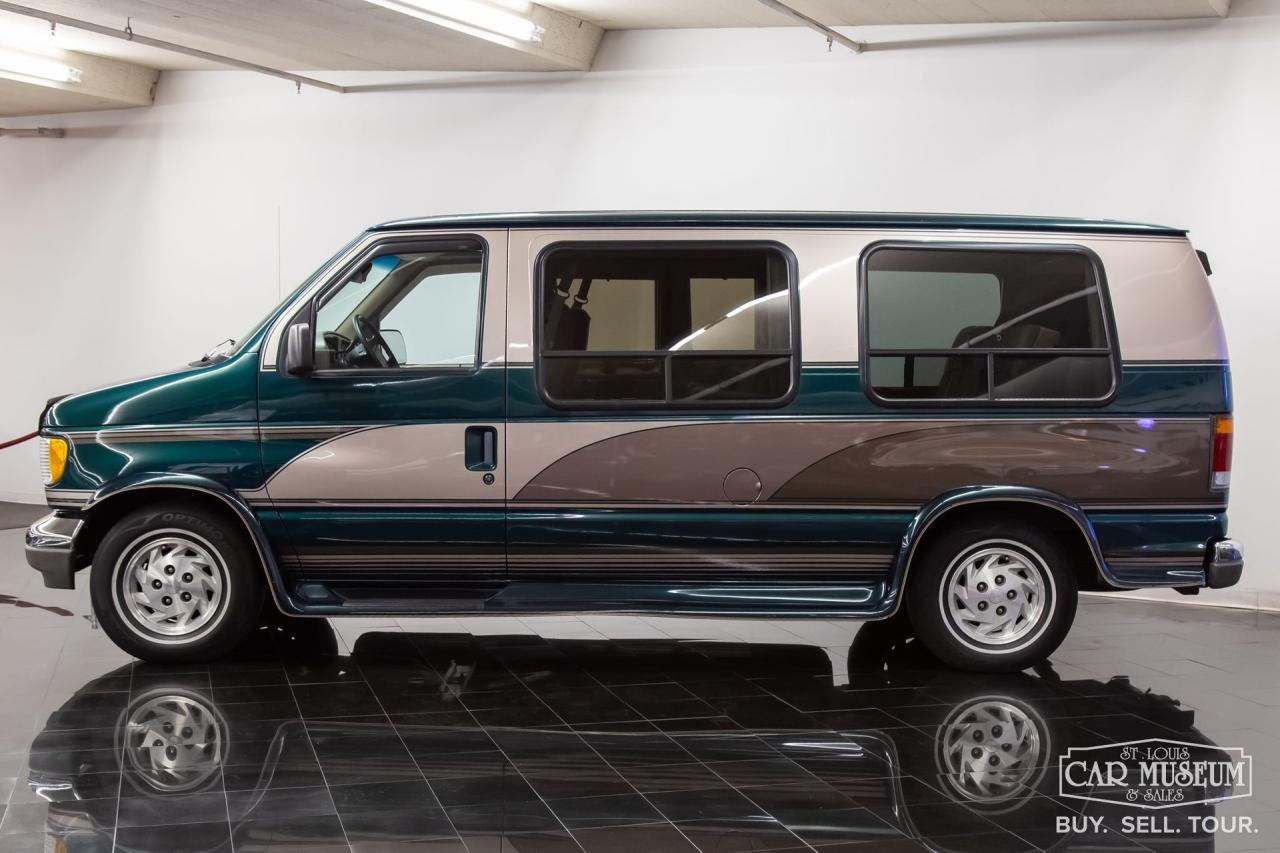 1994 Ford E-150 Econoline A&amp;J Conversion