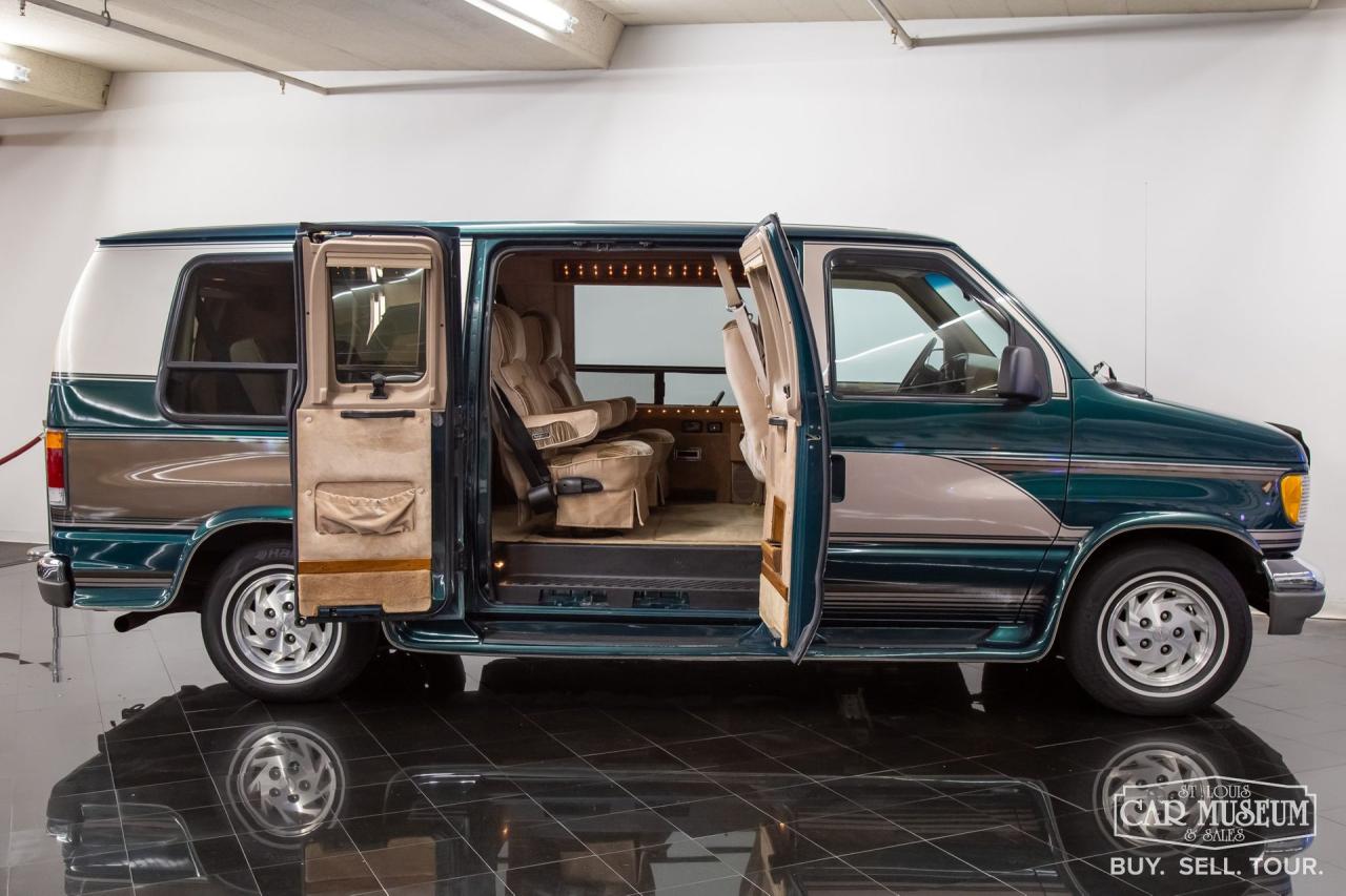 1994 Ford E-150 Econoline A&amp;J Conversion