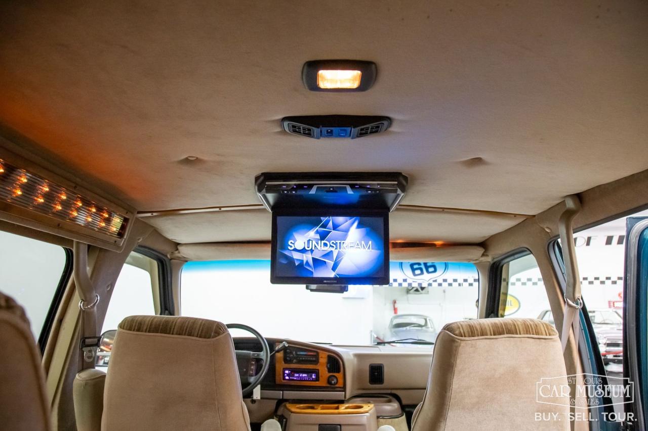 1994 Ford E-150 Econoline A&amp;J Conversion