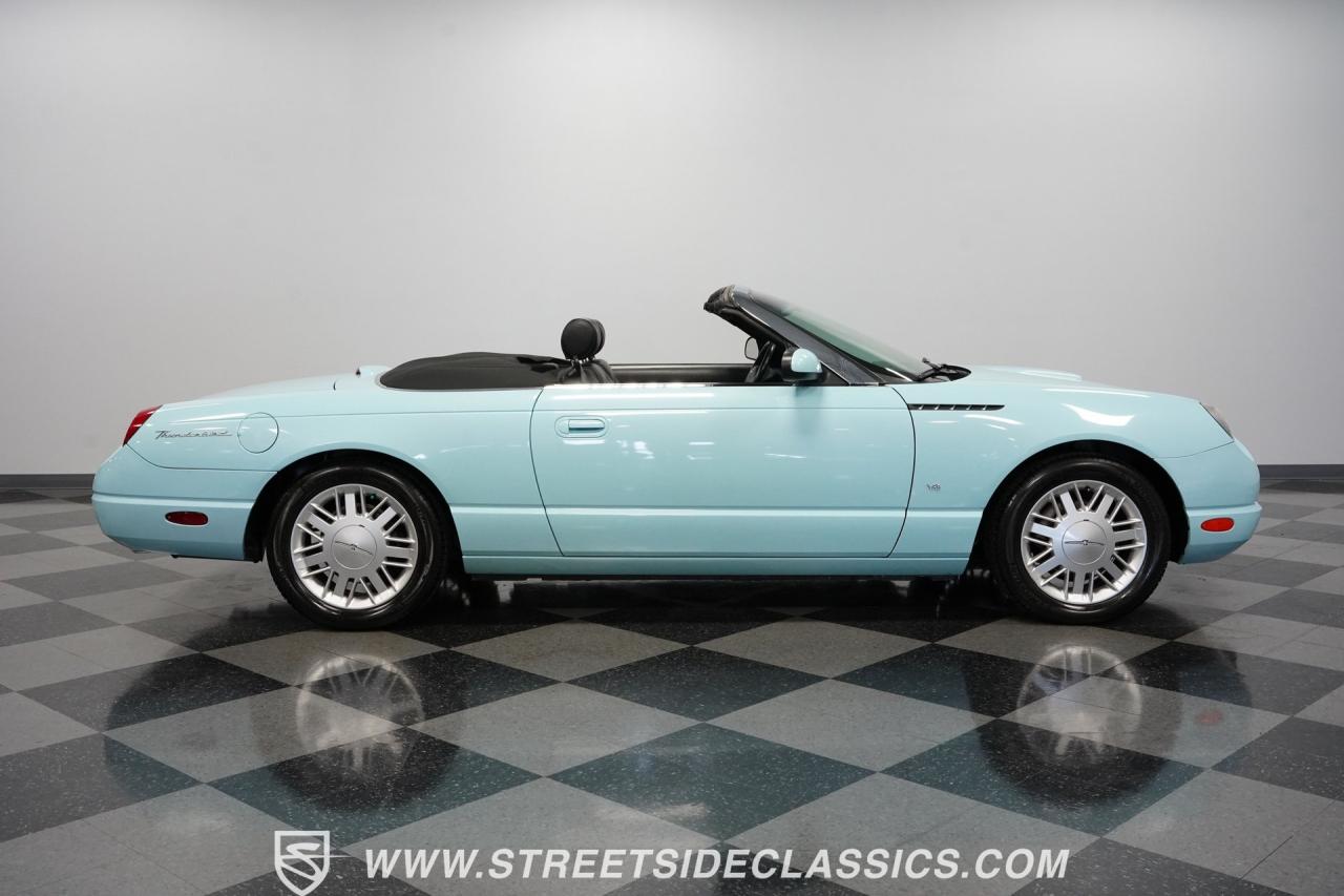 2003 Ford Thunderbird