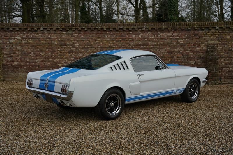 1965 Ford Mustang 289 V8 Fastback