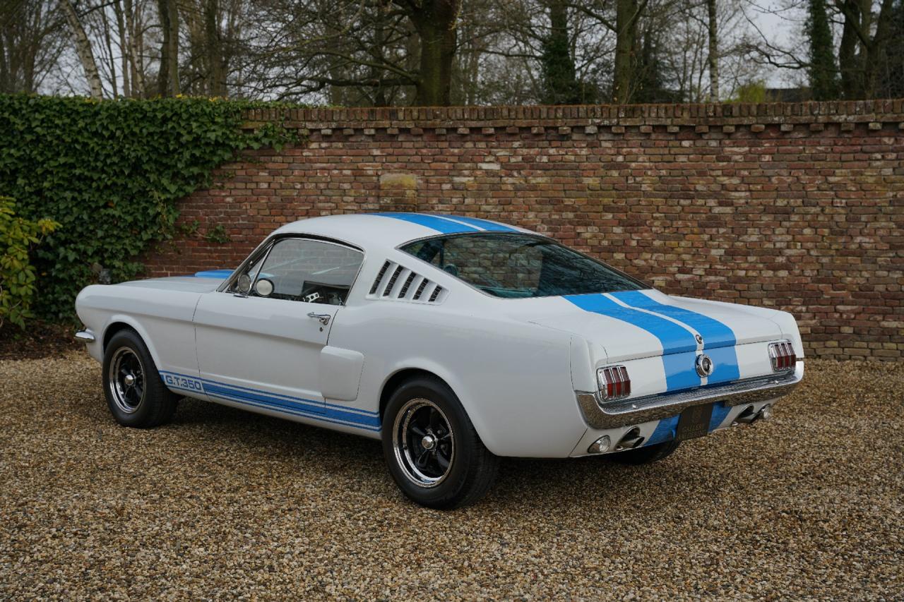 1965 Ford Mustang 289 V8 Fastback