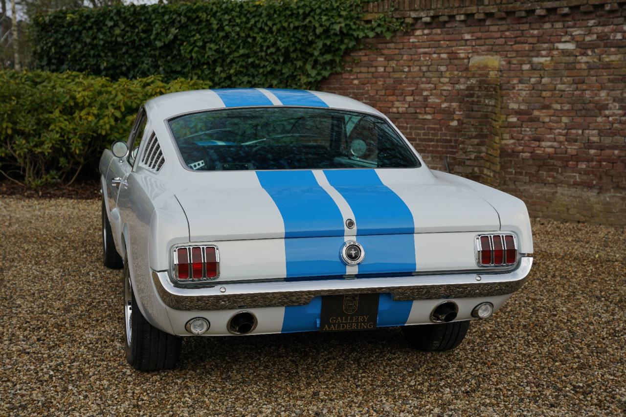 1965 Ford Mustang 289 V8 Fastback