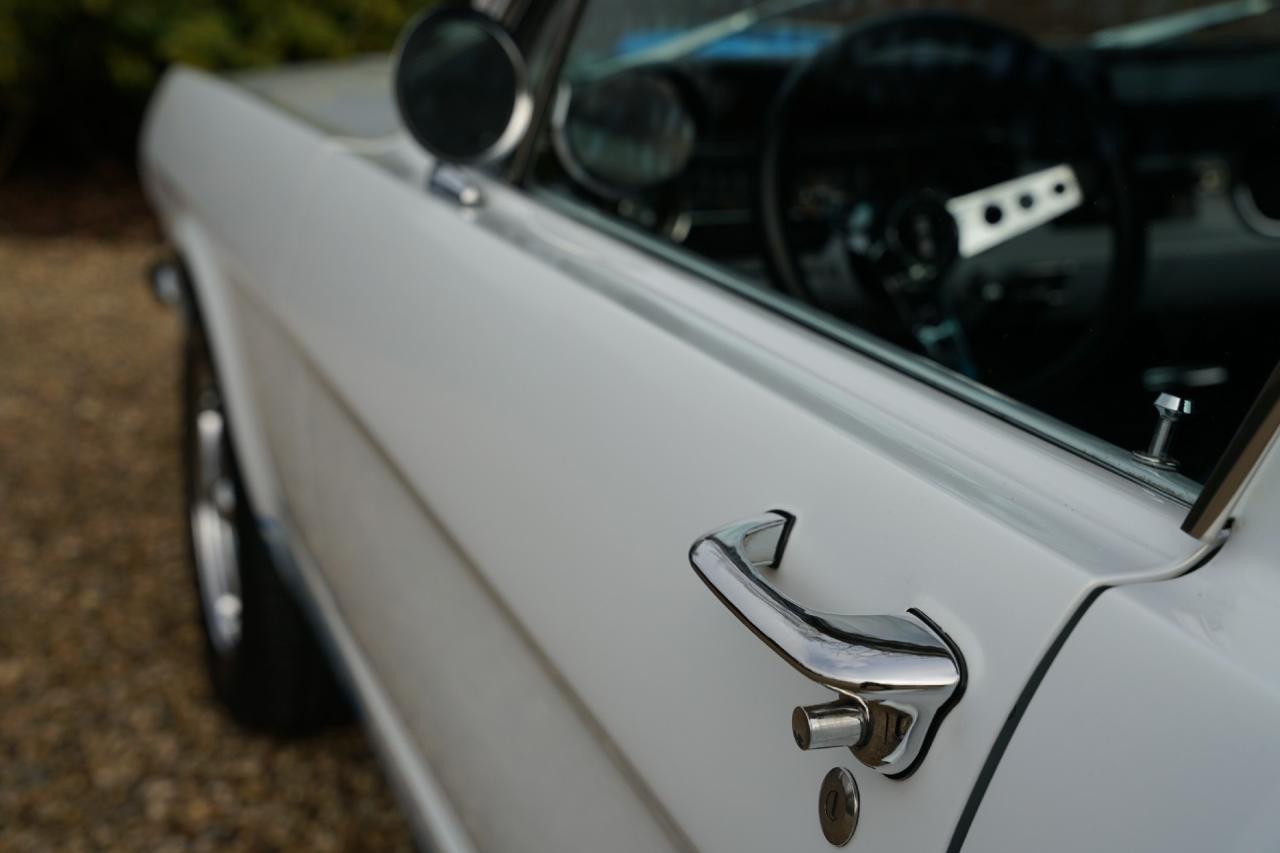 1965 Ford Mustang 289 V8 Fastback