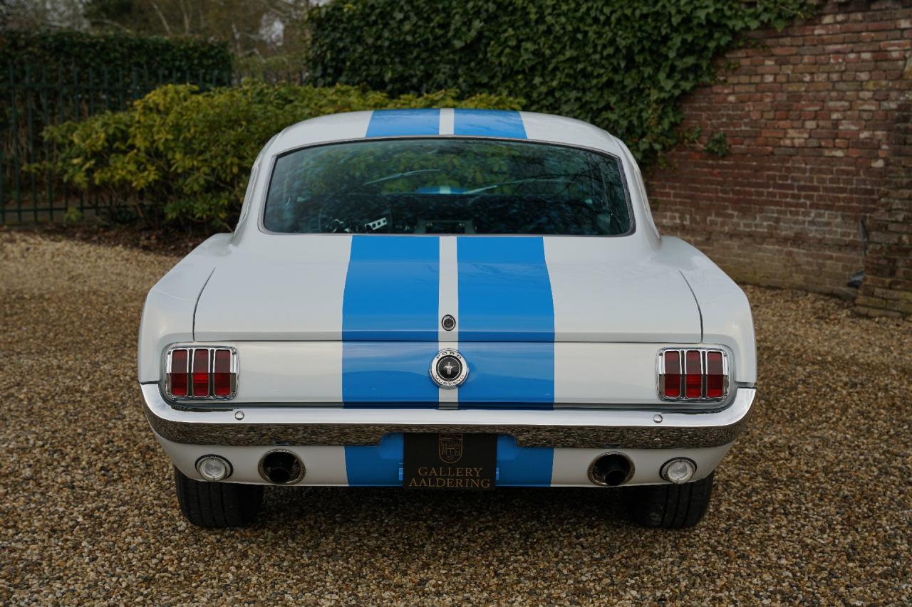 1965 Ford Mustang 289 V8 Fastback