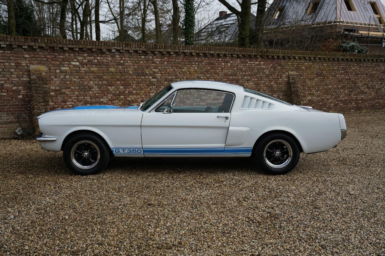 1965 Ford Mustang 289 V8 Fastback