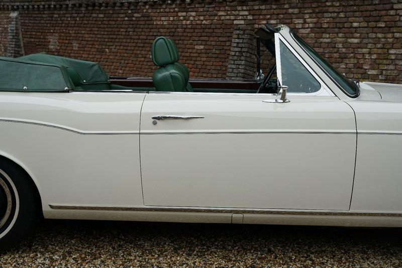 1972 Rolls - Royce Rolls-Royce Corniche Convertible