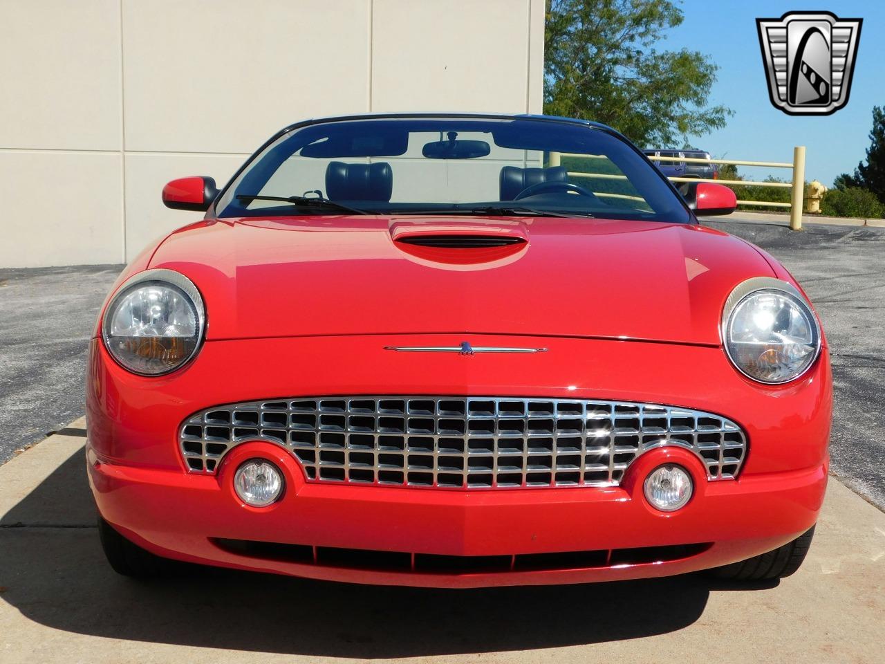 2002 Ford Thunderbird