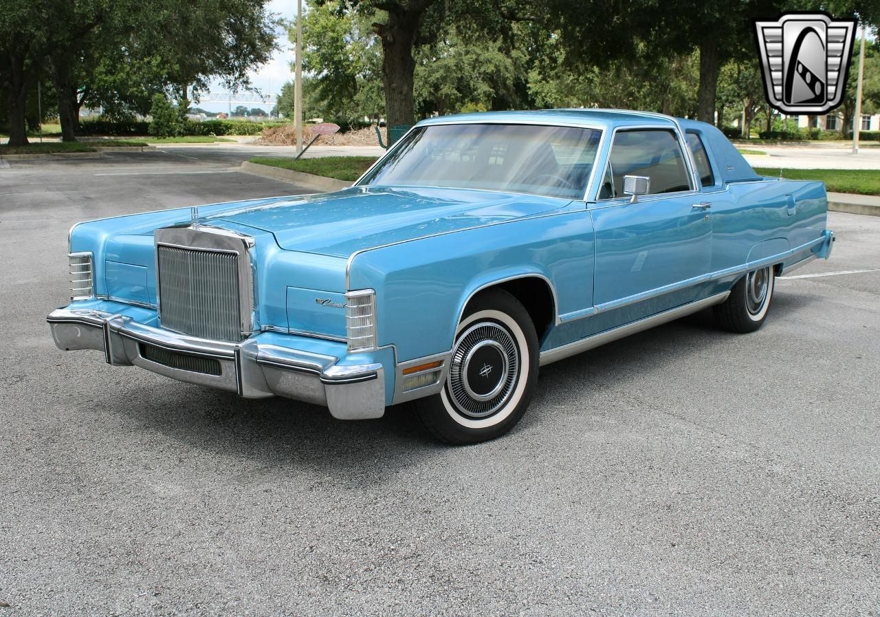 1977 Lincoln Town Coupe