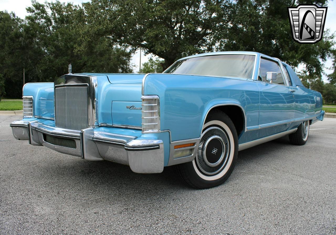 1977 Lincoln Town Coupe