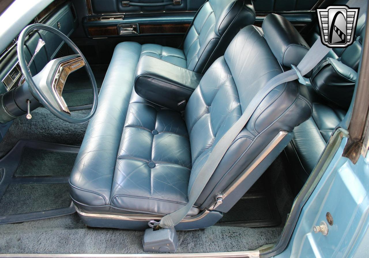 1977 Lincoln Town Coupe