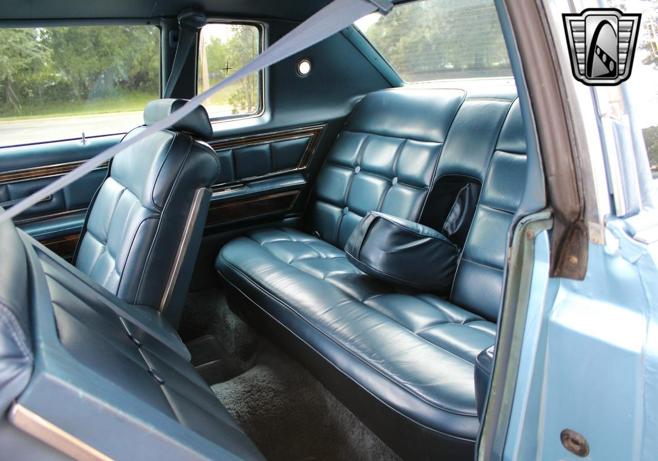 1977 Lincoln Town Coupe