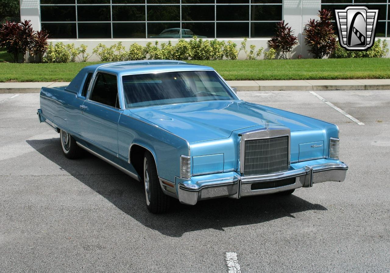 1977 Lincoln Town Coupe