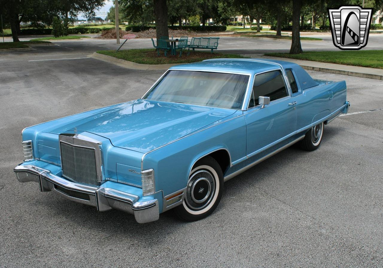 1977 Lincoln Town Coupe