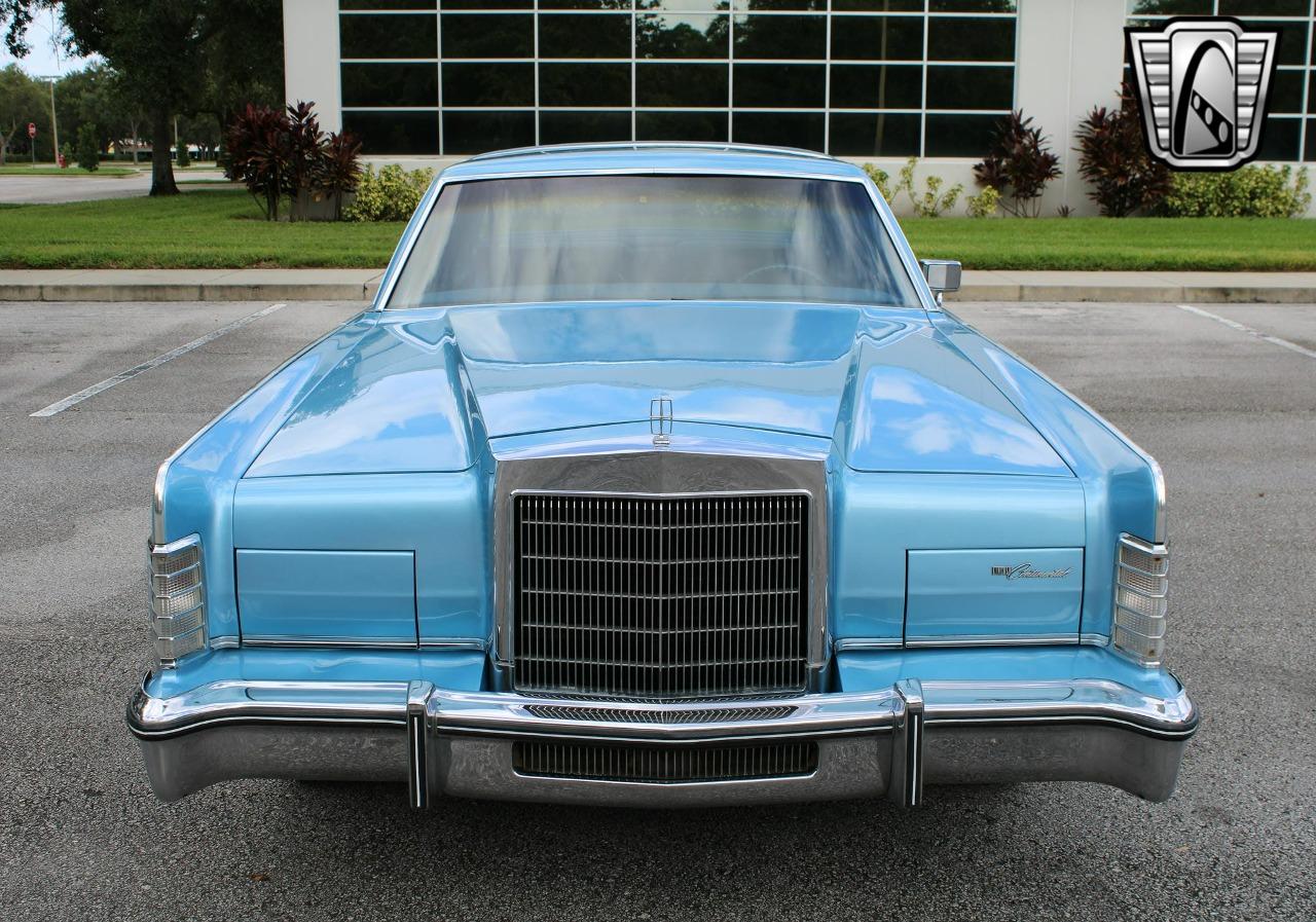 1977 Lincoln Town Coupe