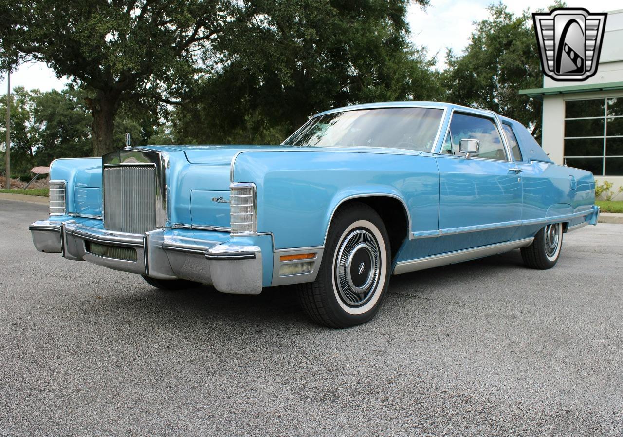 1977 Lincoln Town Coupe