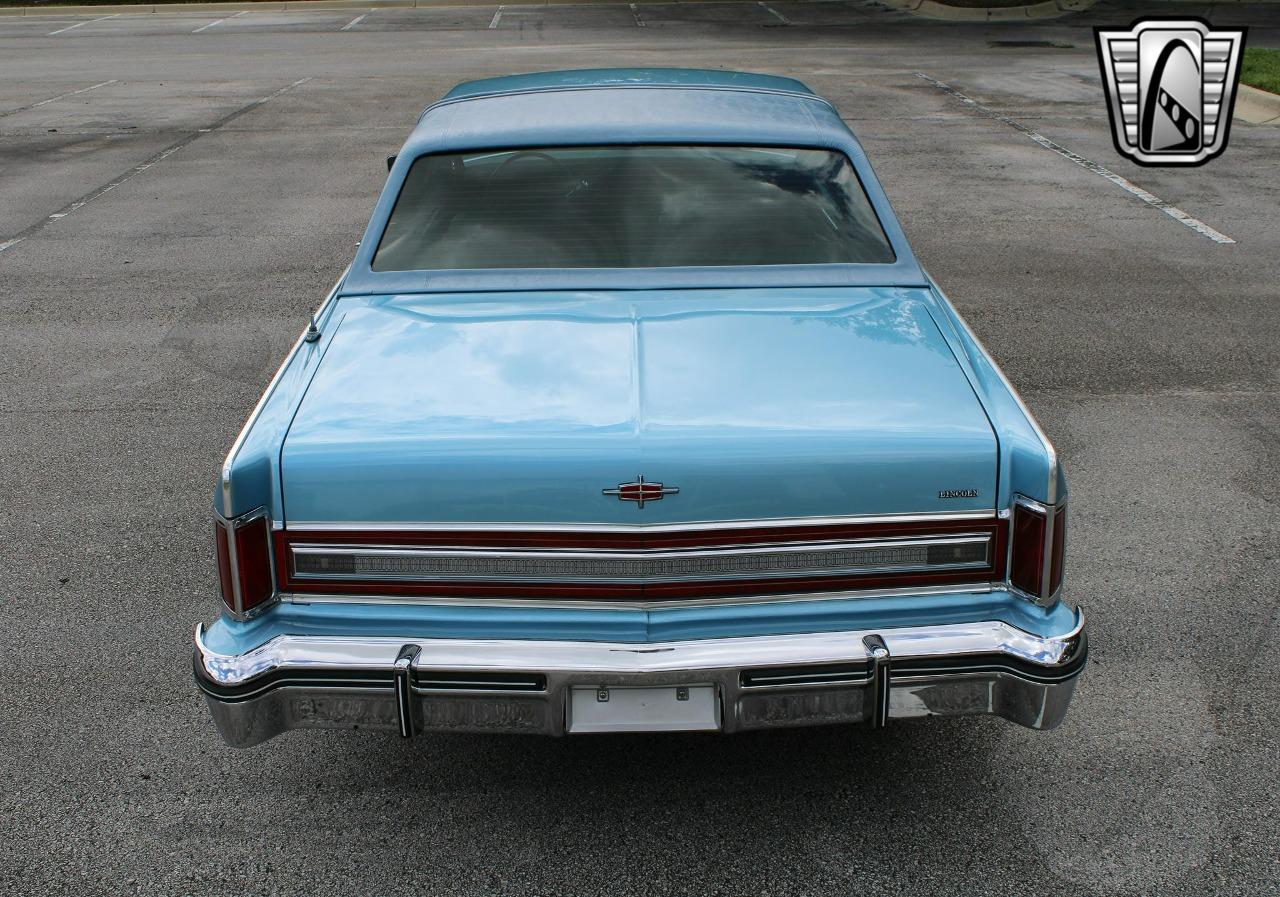 1977 Lincoln Town Coupe