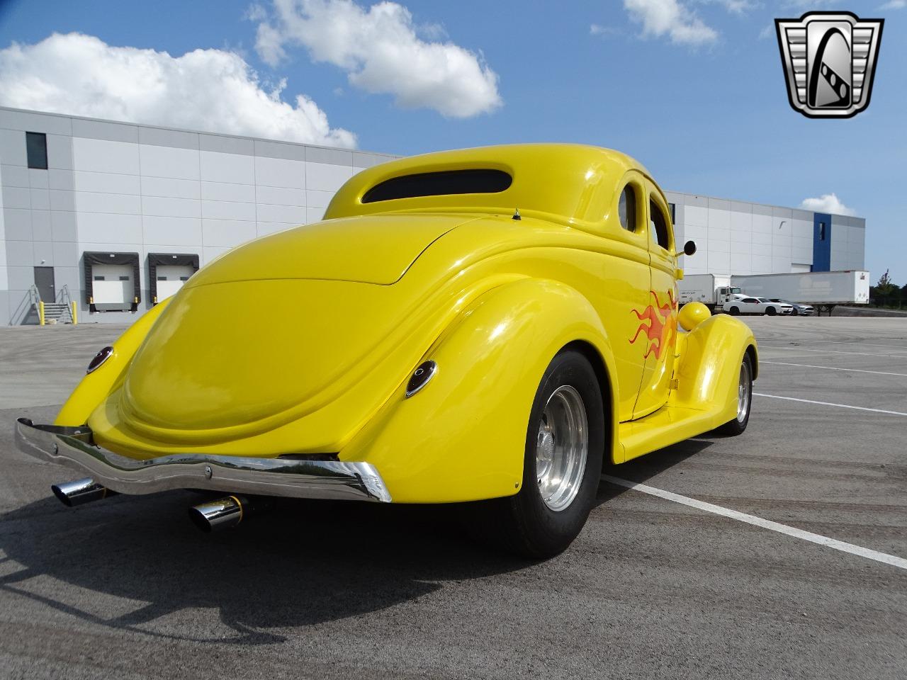 1936 Ford 5 Window