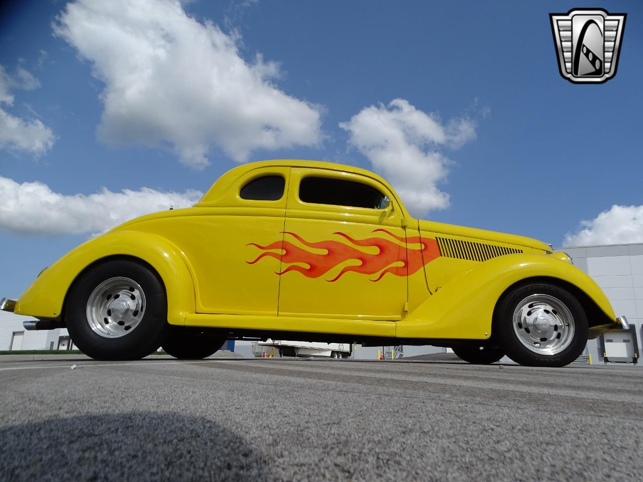 1936 Ford 5 Window