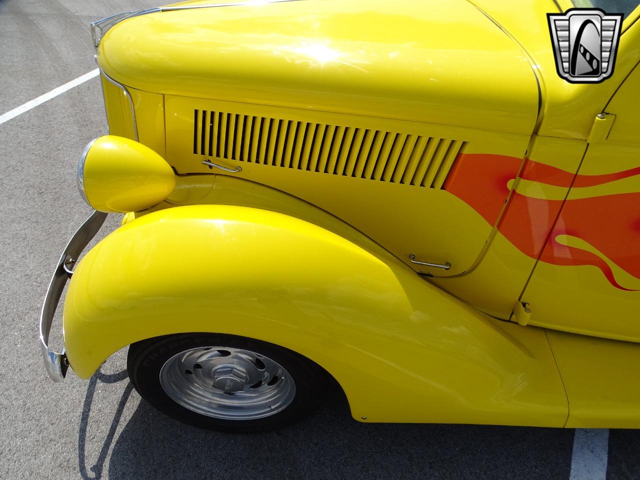 1936 Ford 5 Window