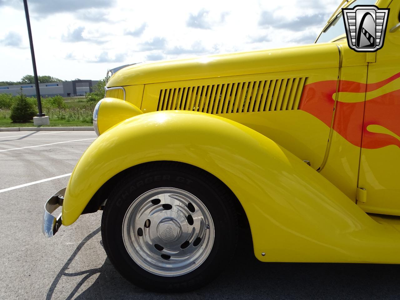 1936 Ford 5 Window