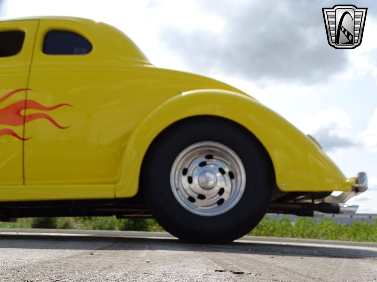 1936 Ford 5 Window