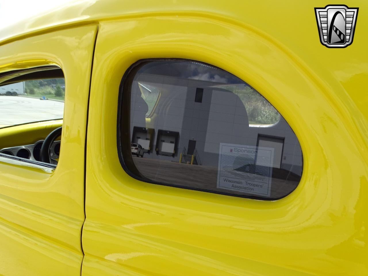 1936 Ford 5 Window