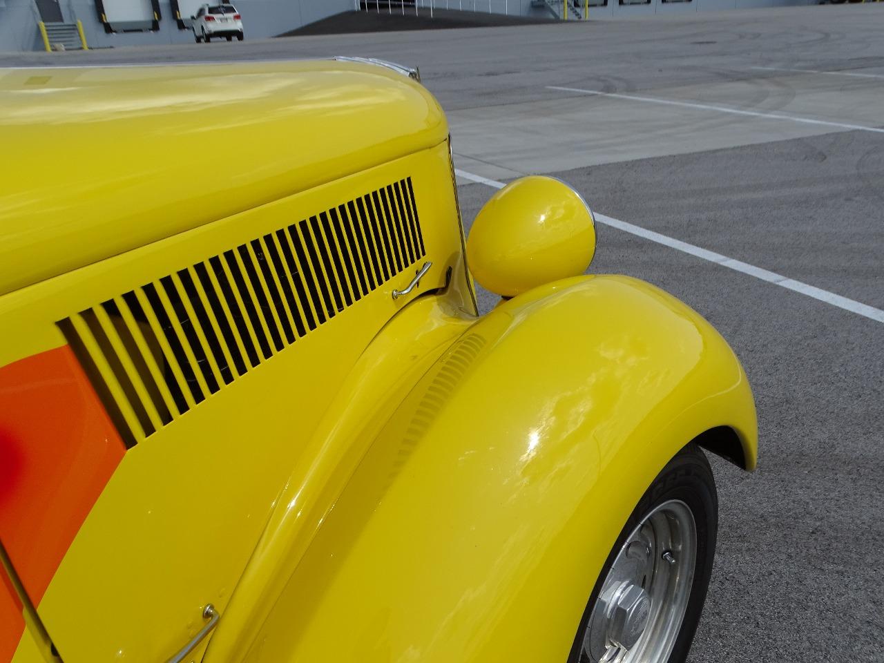 1936 Ford 5 Window