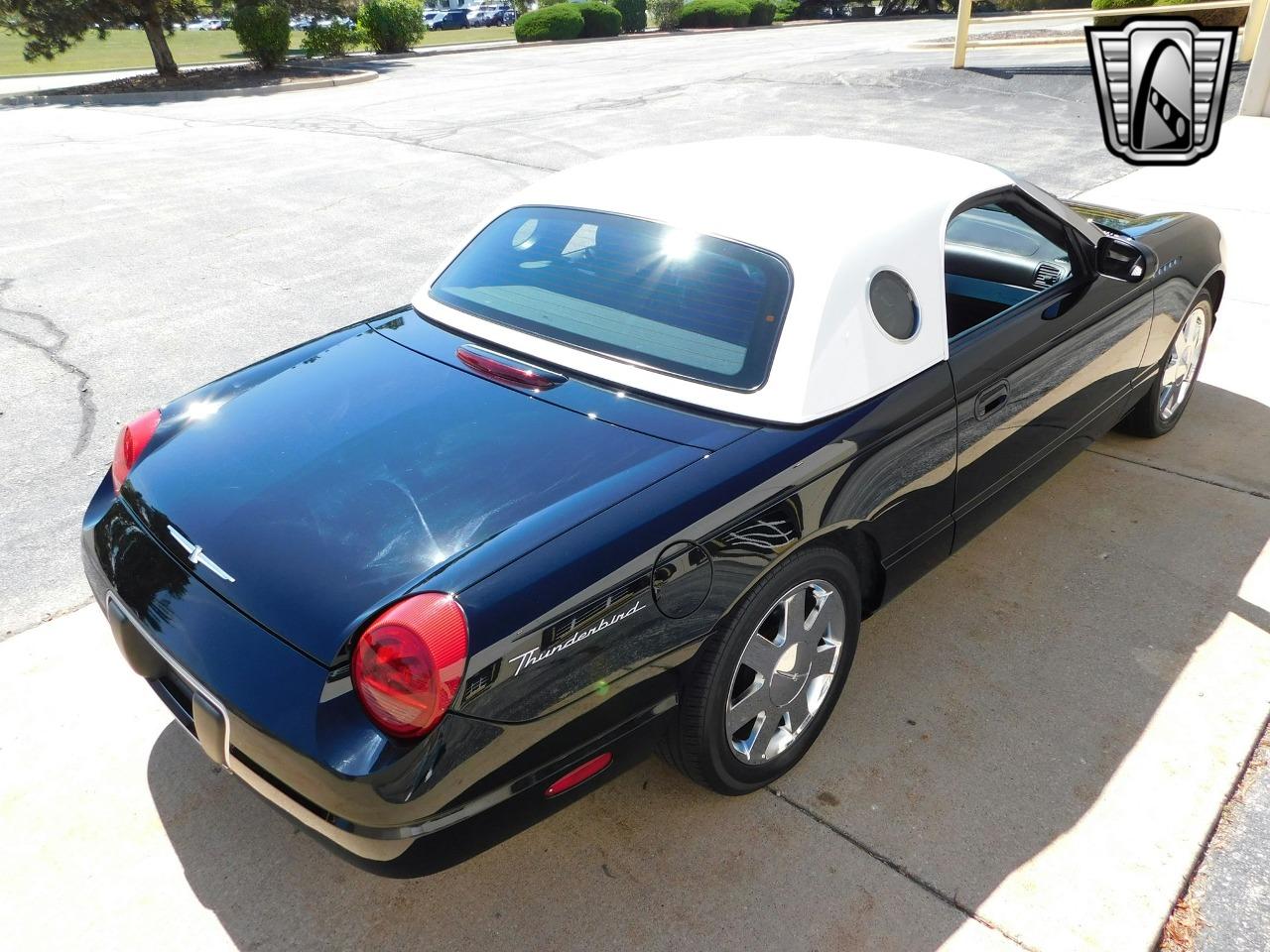 2002 Ford Thunderbird