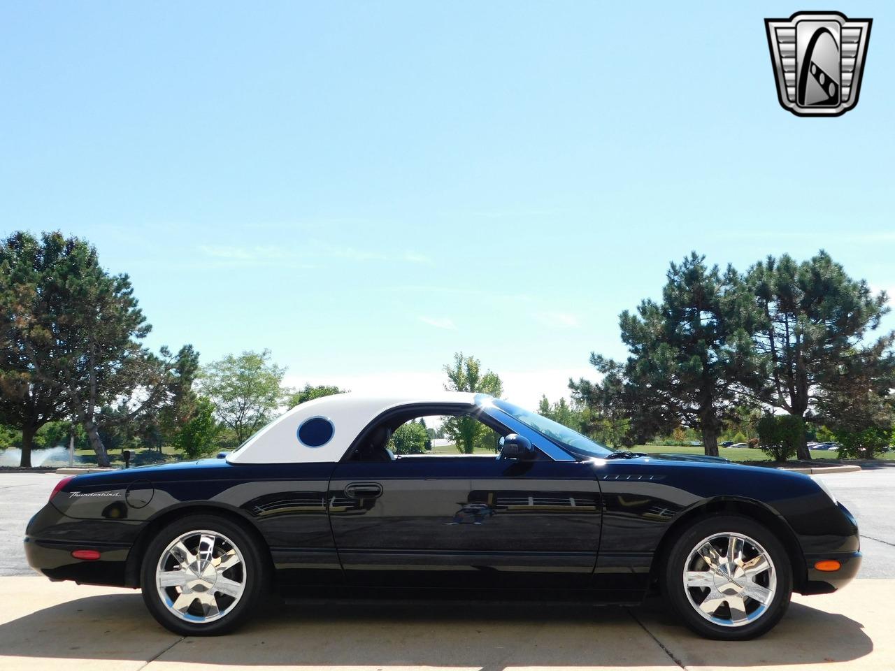 2002 Ford Thunderbird