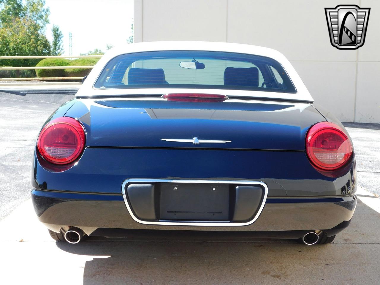 2002 Ford Thunderbird