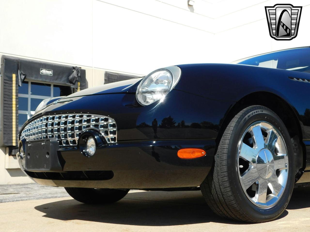 2002 Ford Thunderbird