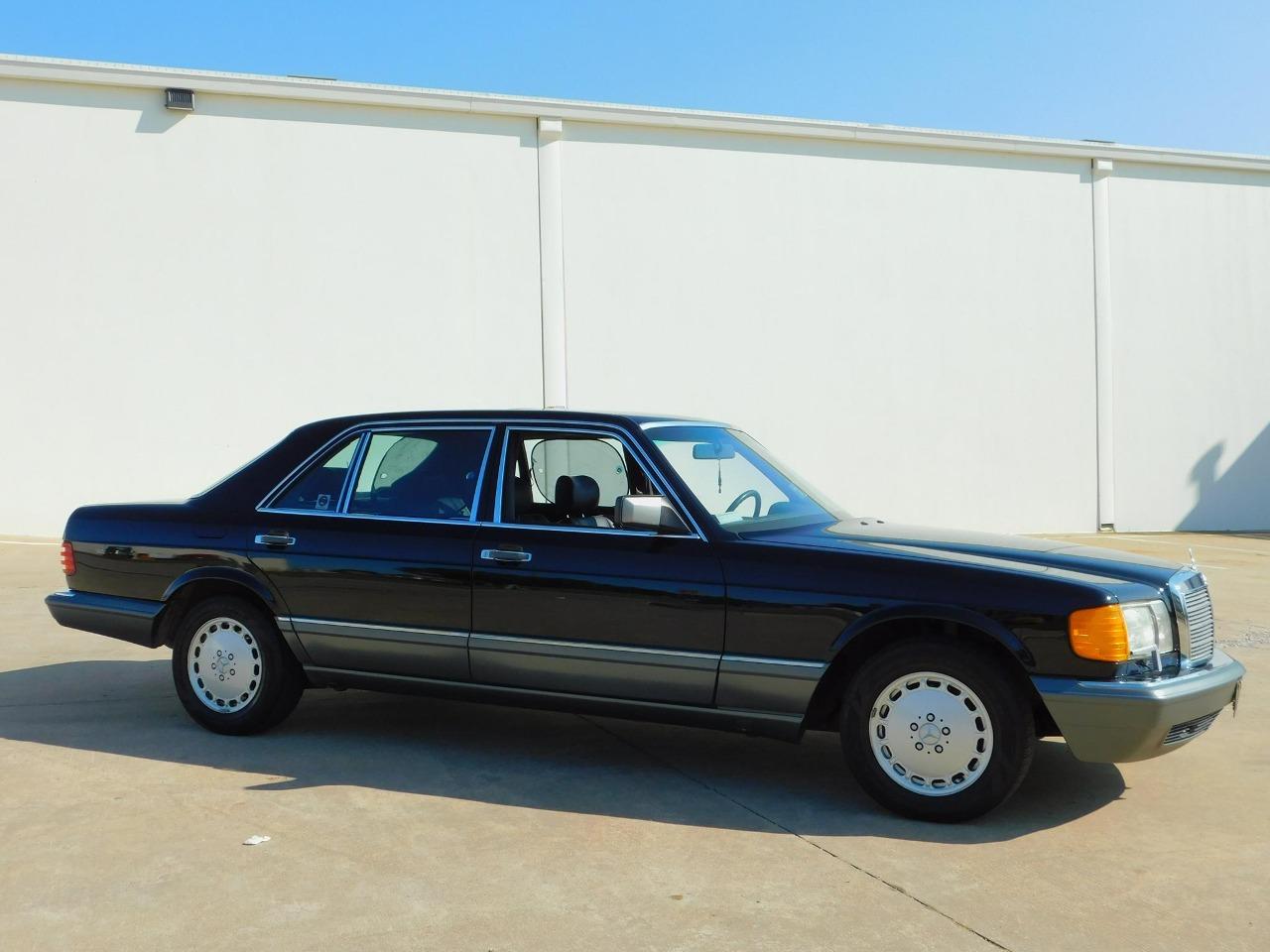 1991 Mercedes - Benz 420 SEL