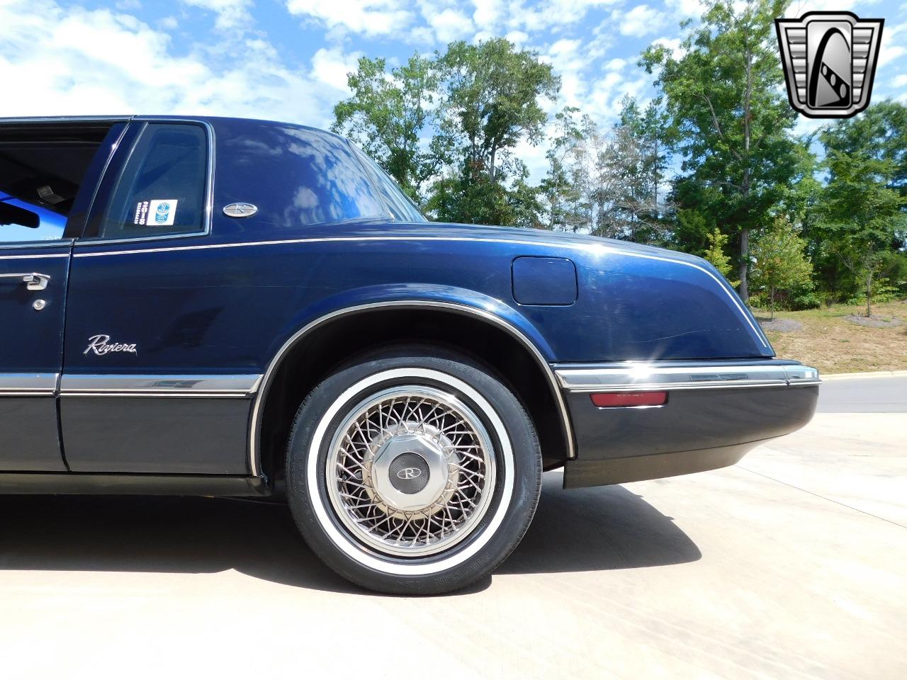 1990 Buick Riviera