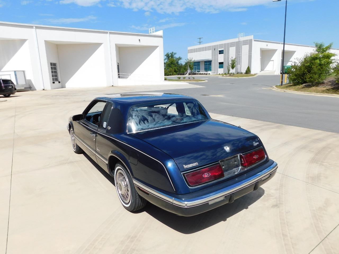 1990 Buick Riviera