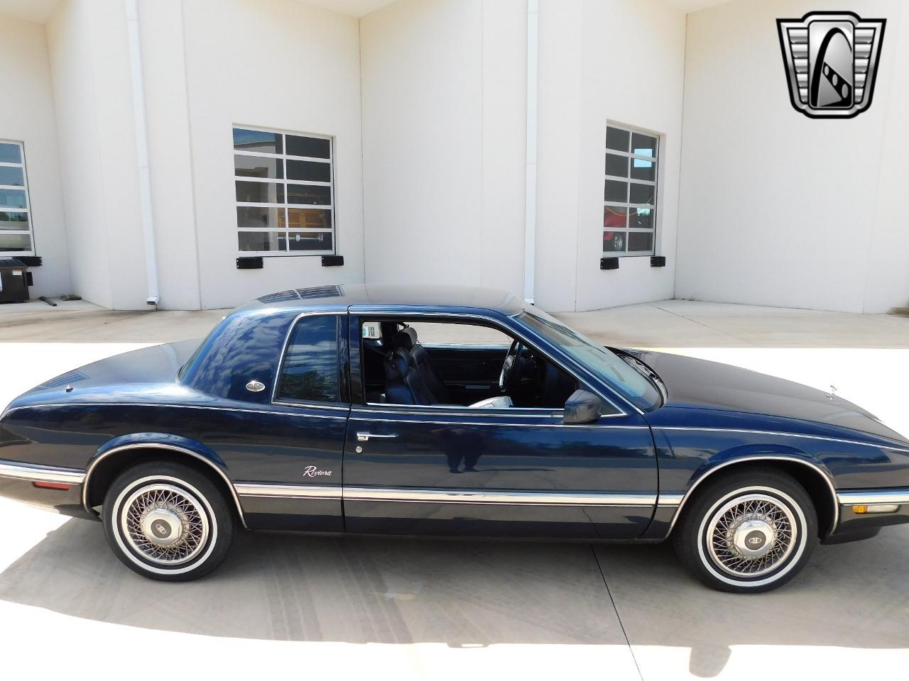 1990 Buick Riviera