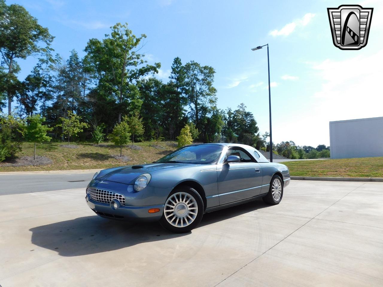 2005 Ford Thunderbird