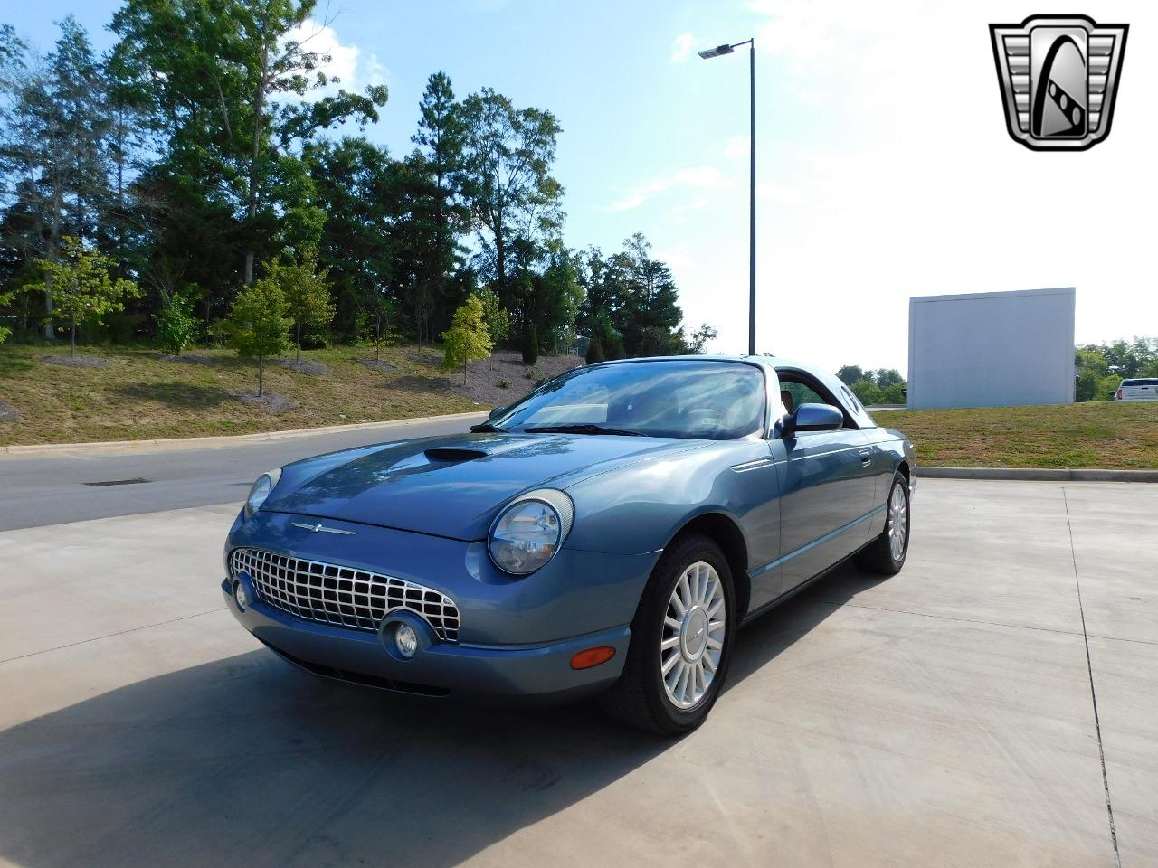 2005 Ford Thunderbird