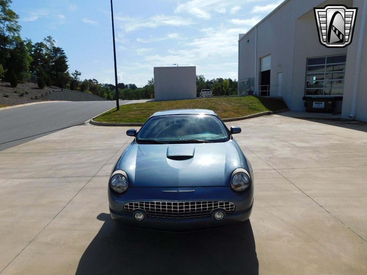 2005 Ford Thunderbird