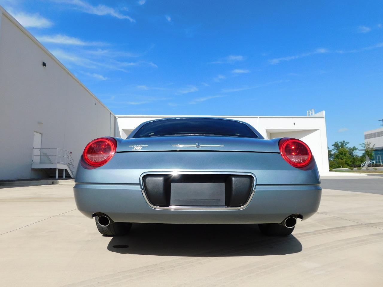 2005 Ford Thunderbird