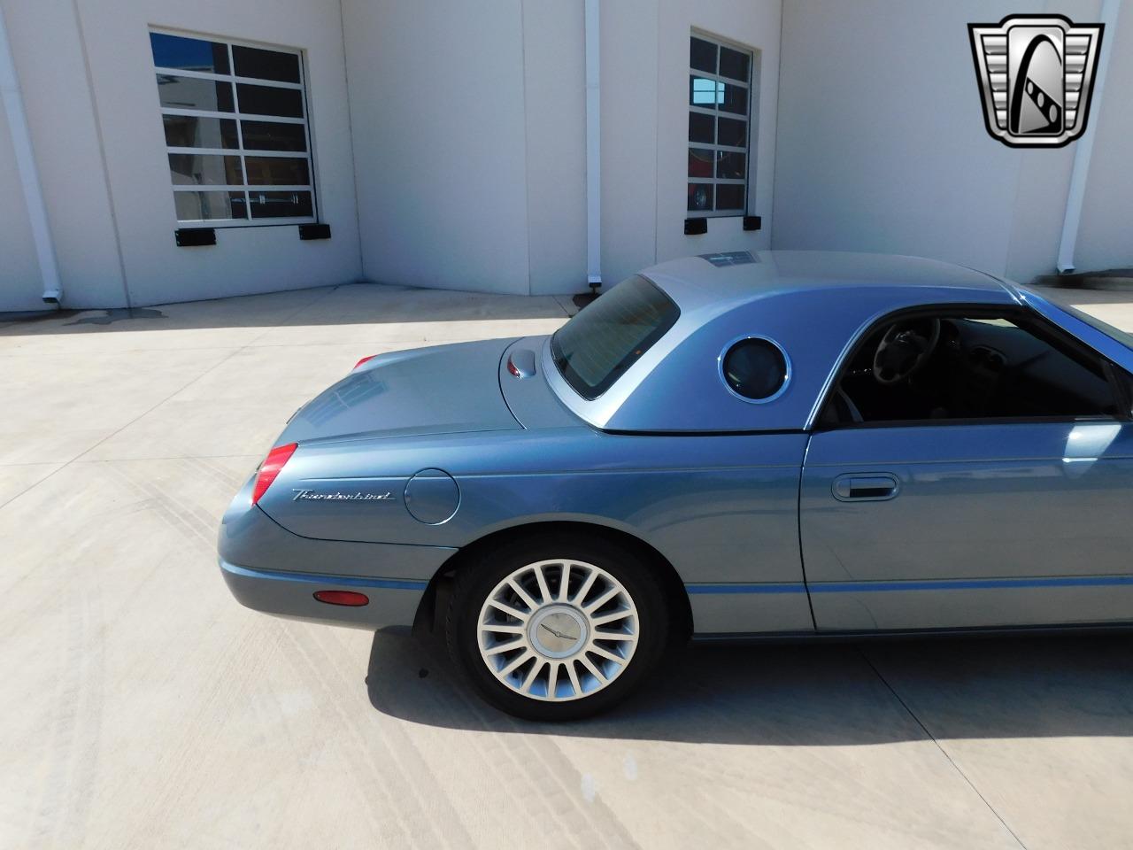 2005 Ford Thunderbird