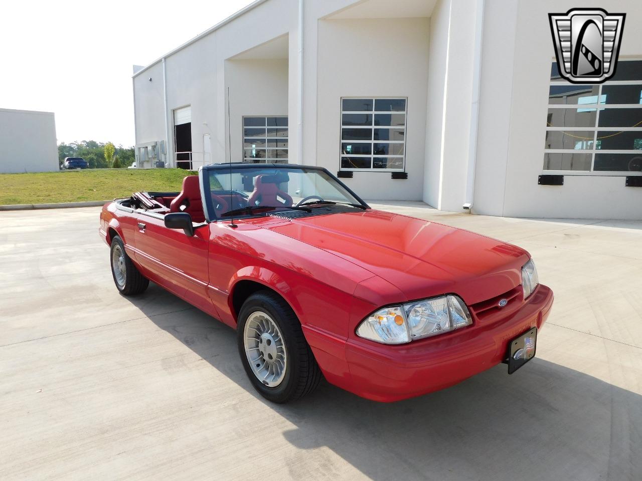 1992 Ford Mustang