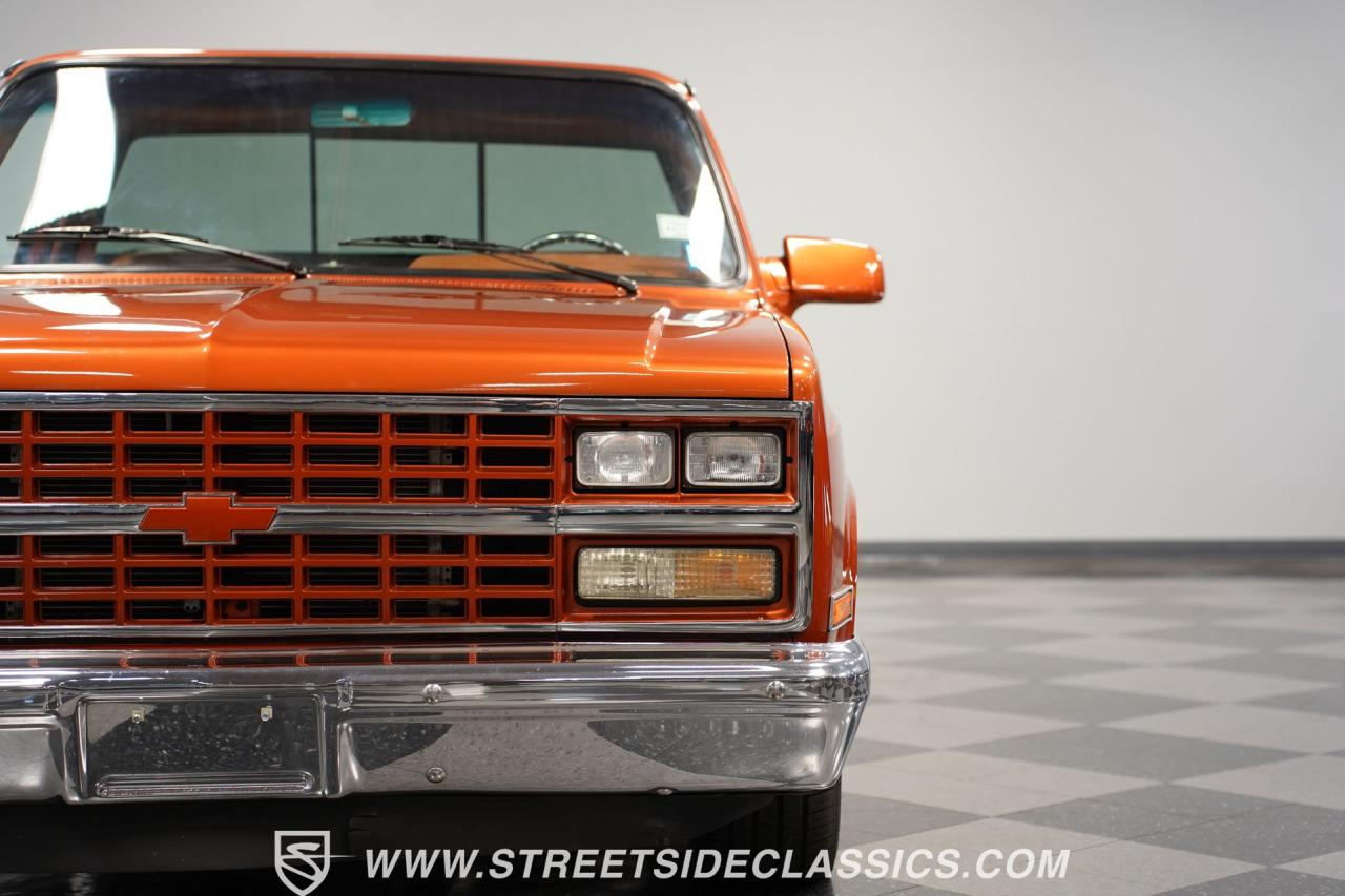 1986 Chevrolet C10 6.2L LT1 Restomod