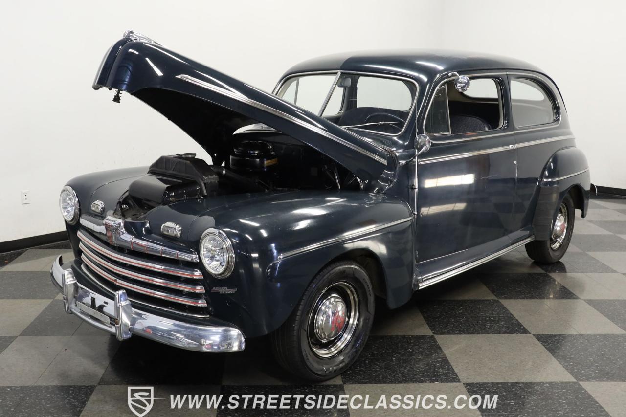 1946 Ford Super Deluxe