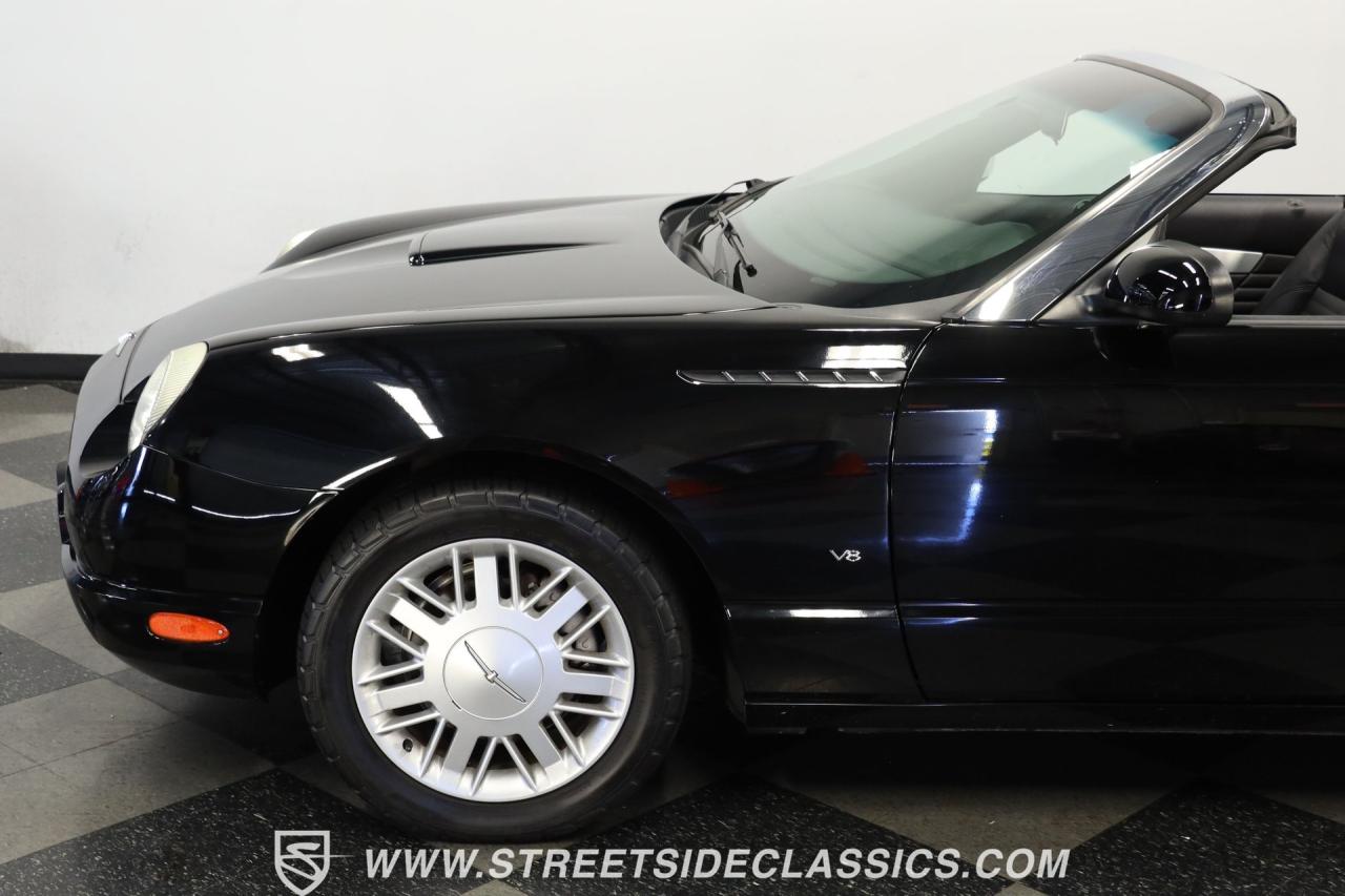 2003 Ford Thunderbird