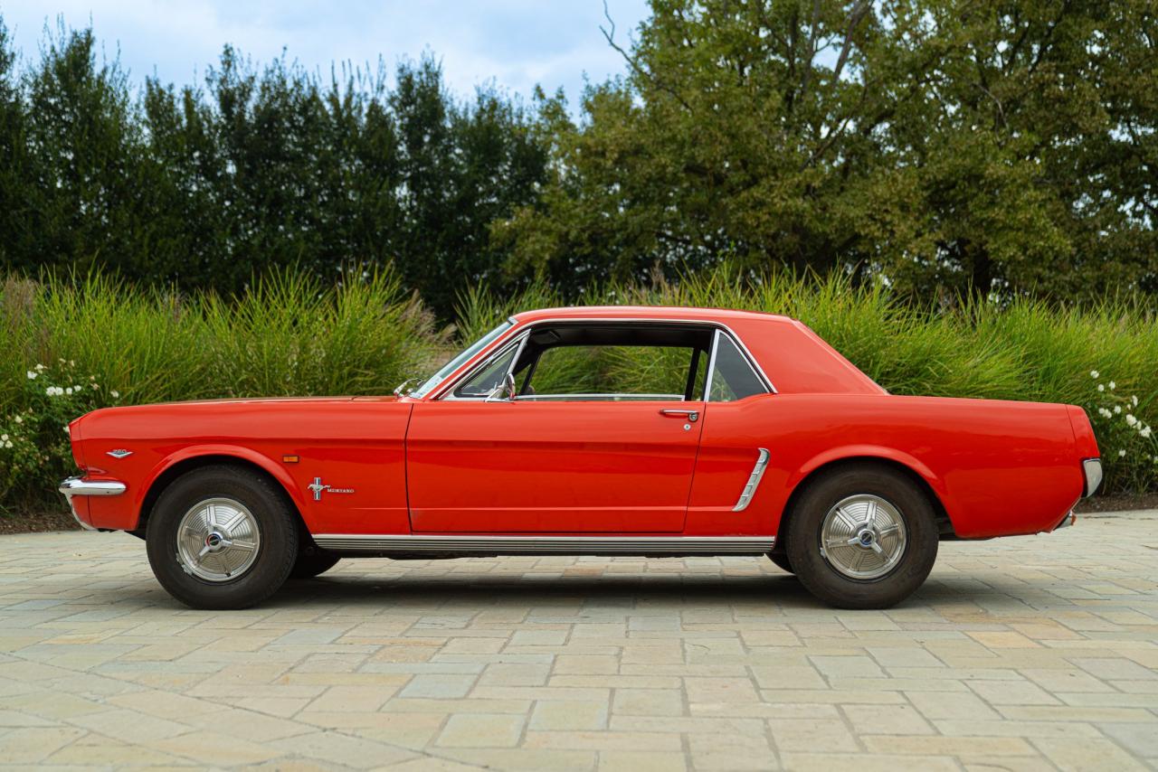 1965 Ford MUSTANG COUP&Egrave;