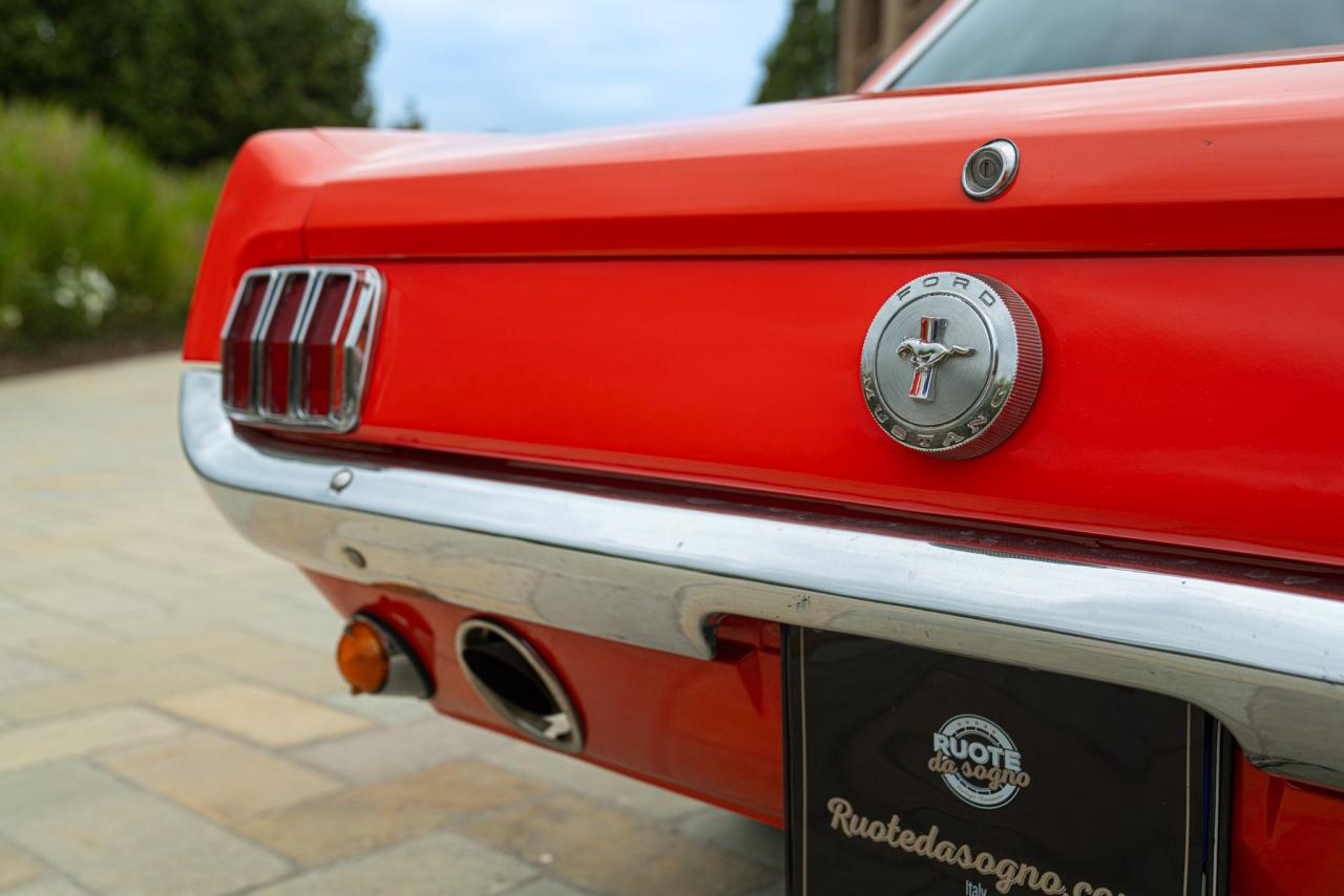 1965 Ford MUSTANG COUP&Egrave;