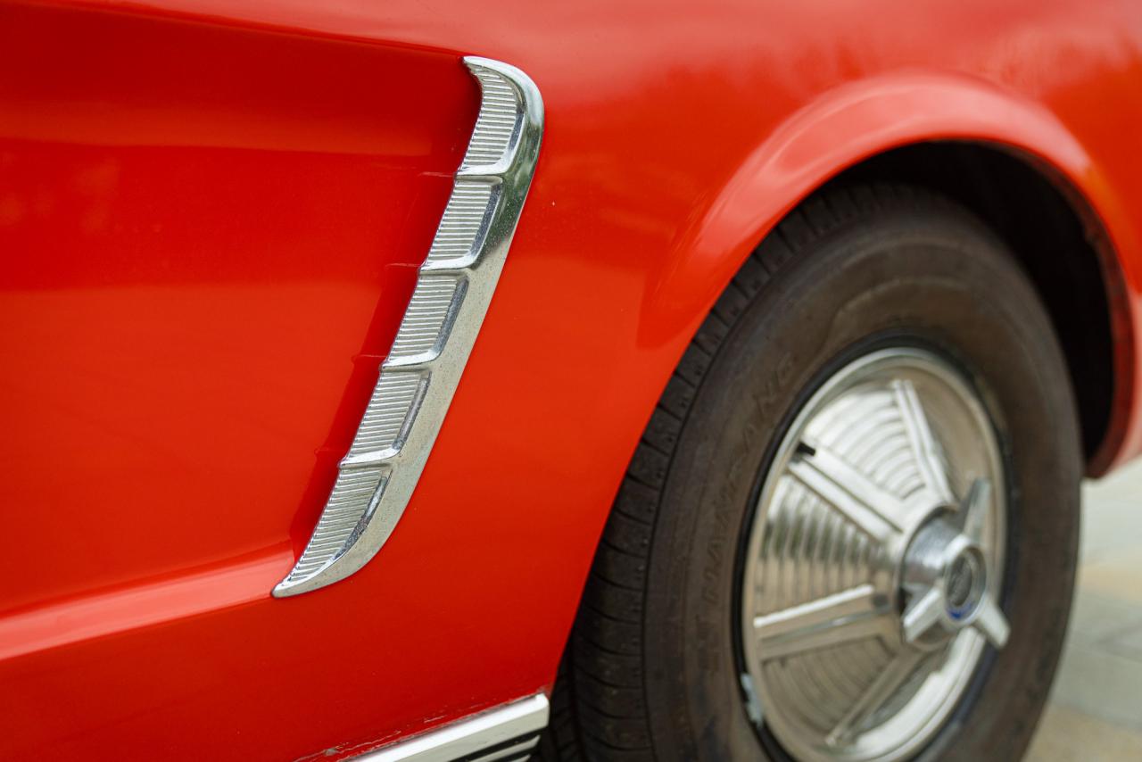 1965 Ford MUSTANG COUP&Egrave;