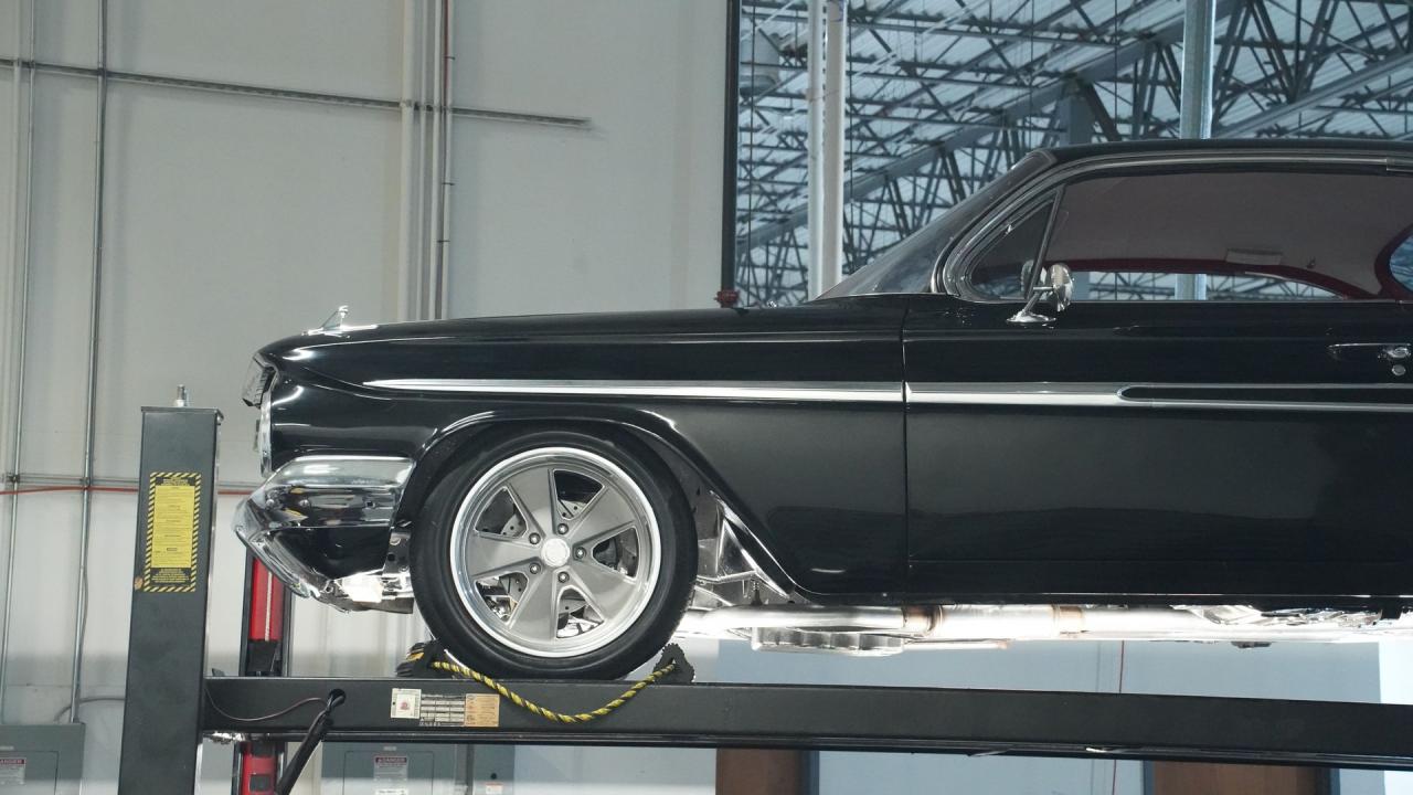 1961 Chevrolet Impala Bubble Top LS3 Restomod