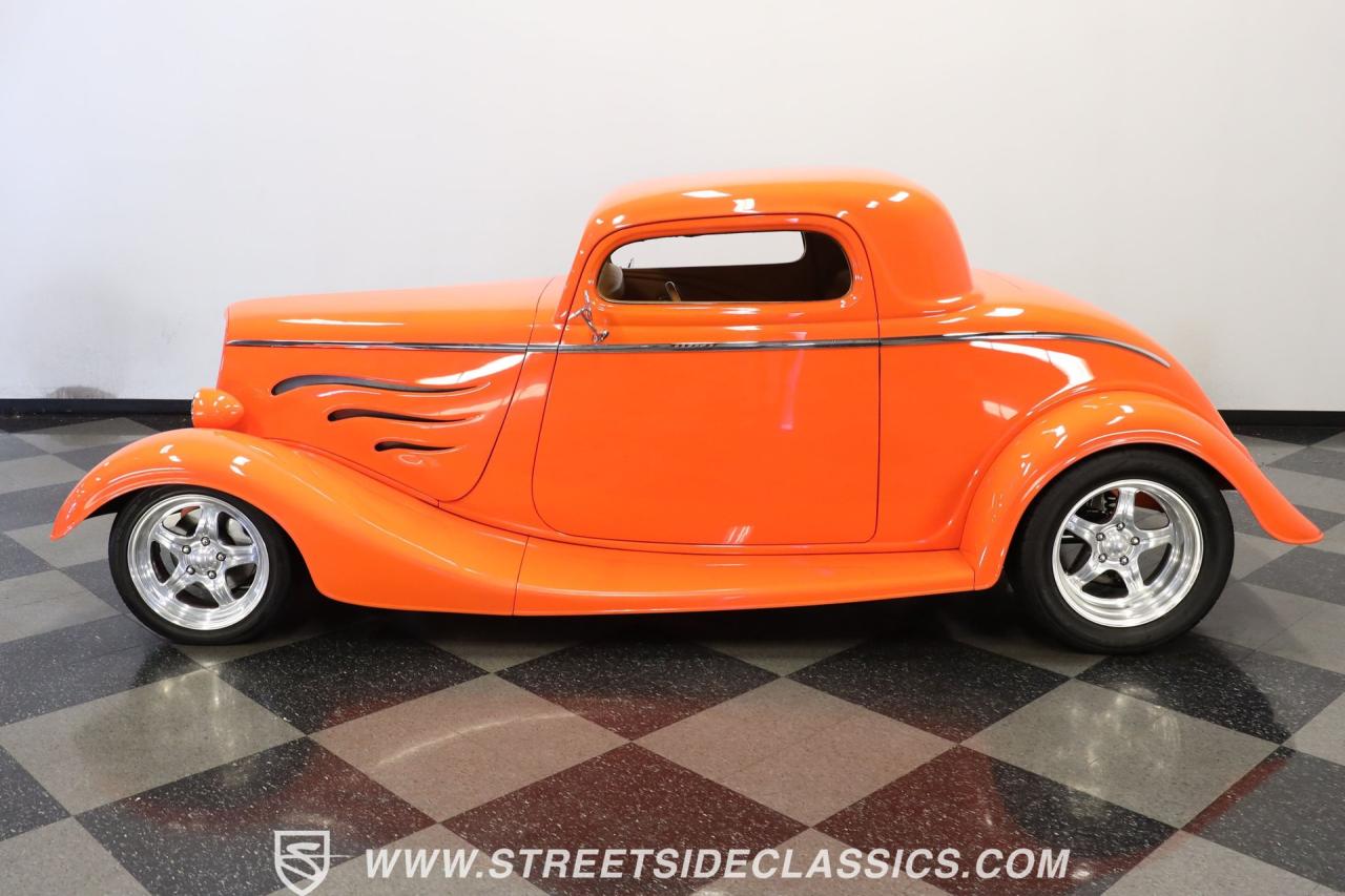 1933 Ford 3-Window Coupe